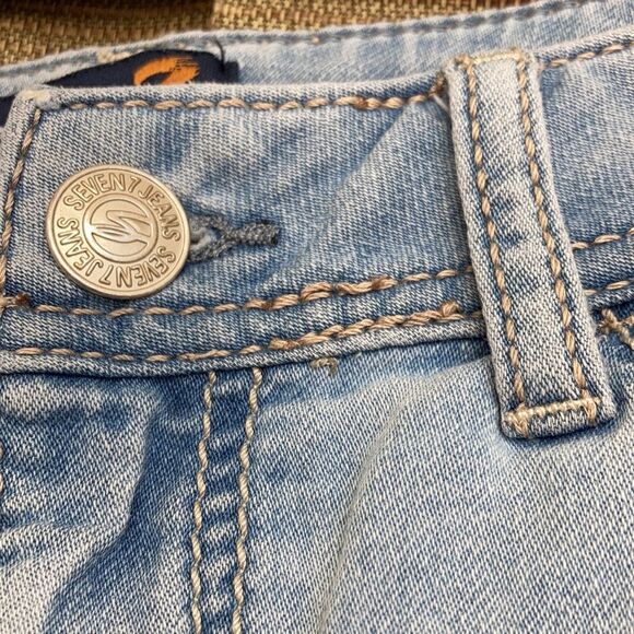 Seven7 Jean light blue shorts - Picture 2 of 6